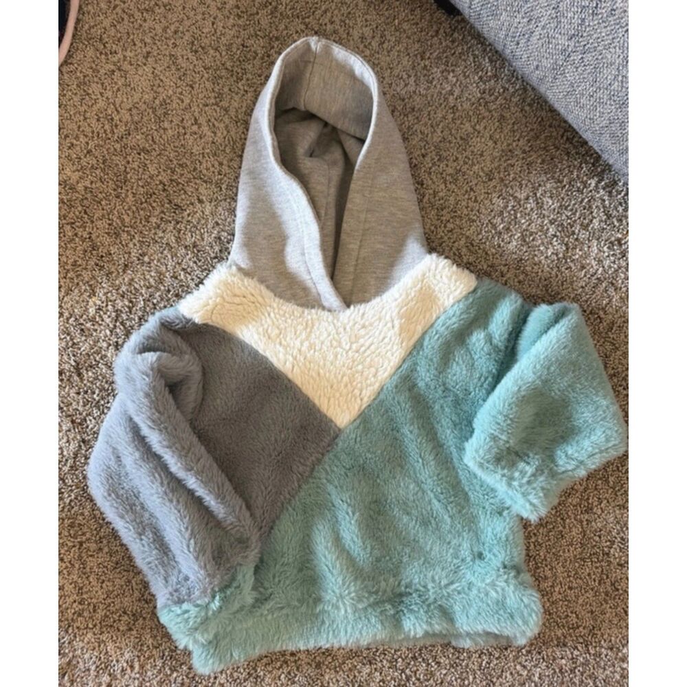 Kidpik Girls Faux Fur Chevron Colorblock Hoodie Aqua Haze Gray White - 2T
